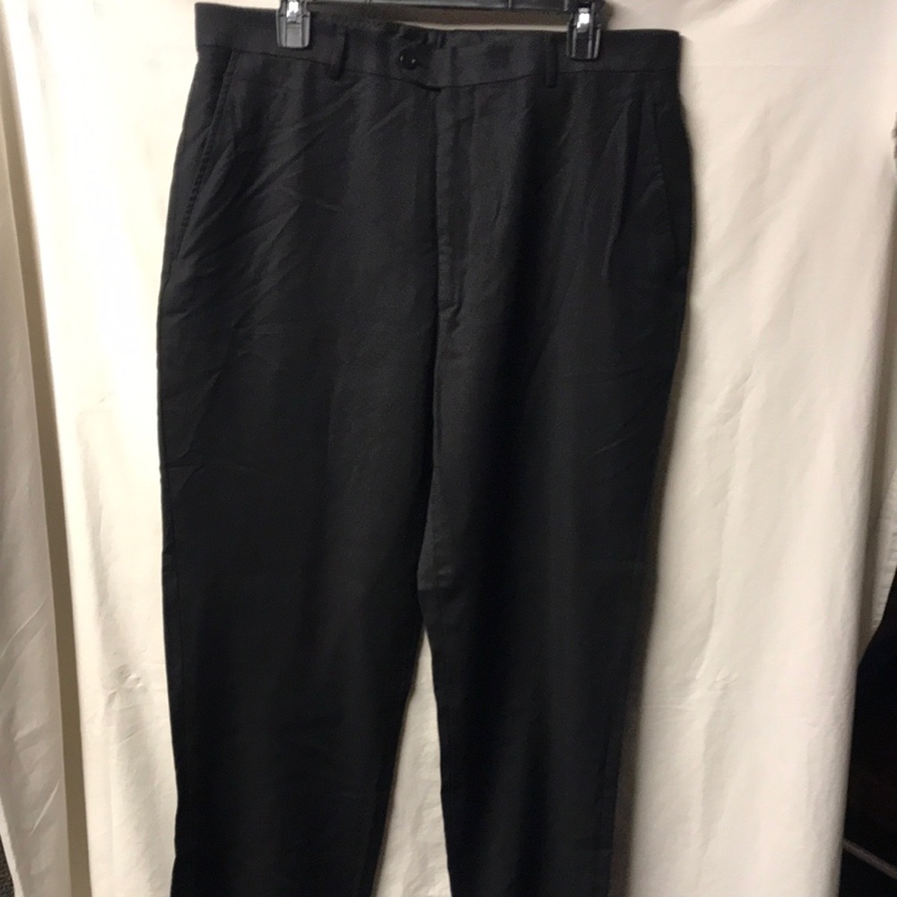 Stafford Signature Men's Black Wool Dress Pants W38”